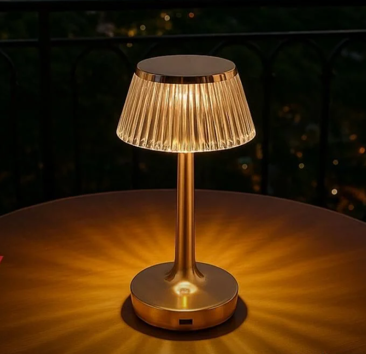 3 Işık Renkli Şarjlı Masa Lambası