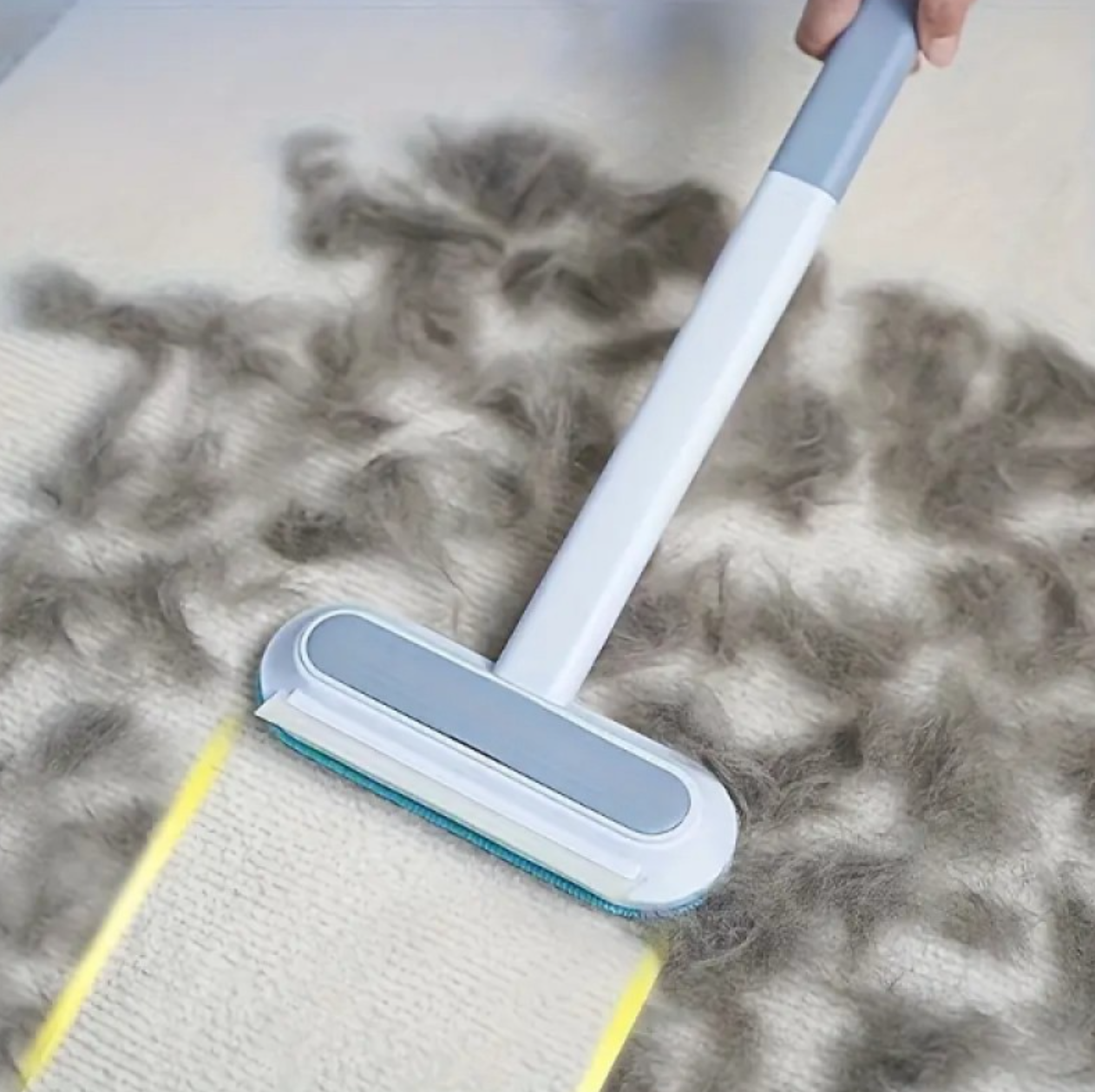 Uzun Saplı Evcil Hayvan Tüy Temizleme Fırçası