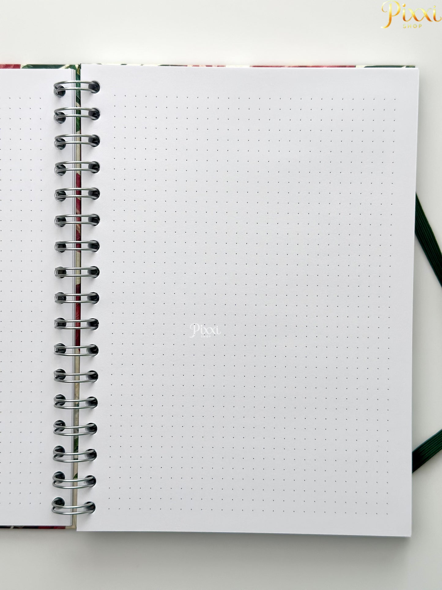 🌸 Victoria’s Journals Spiral Çiçek Desenli Noktalı Defter – Lastikli Kapak