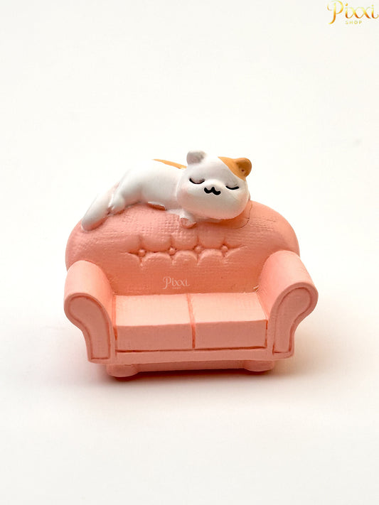 Mini Sevimli Koltukta Uyuyan Kedicik Biblo